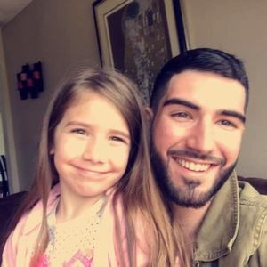 Meet your Posher, Adoni